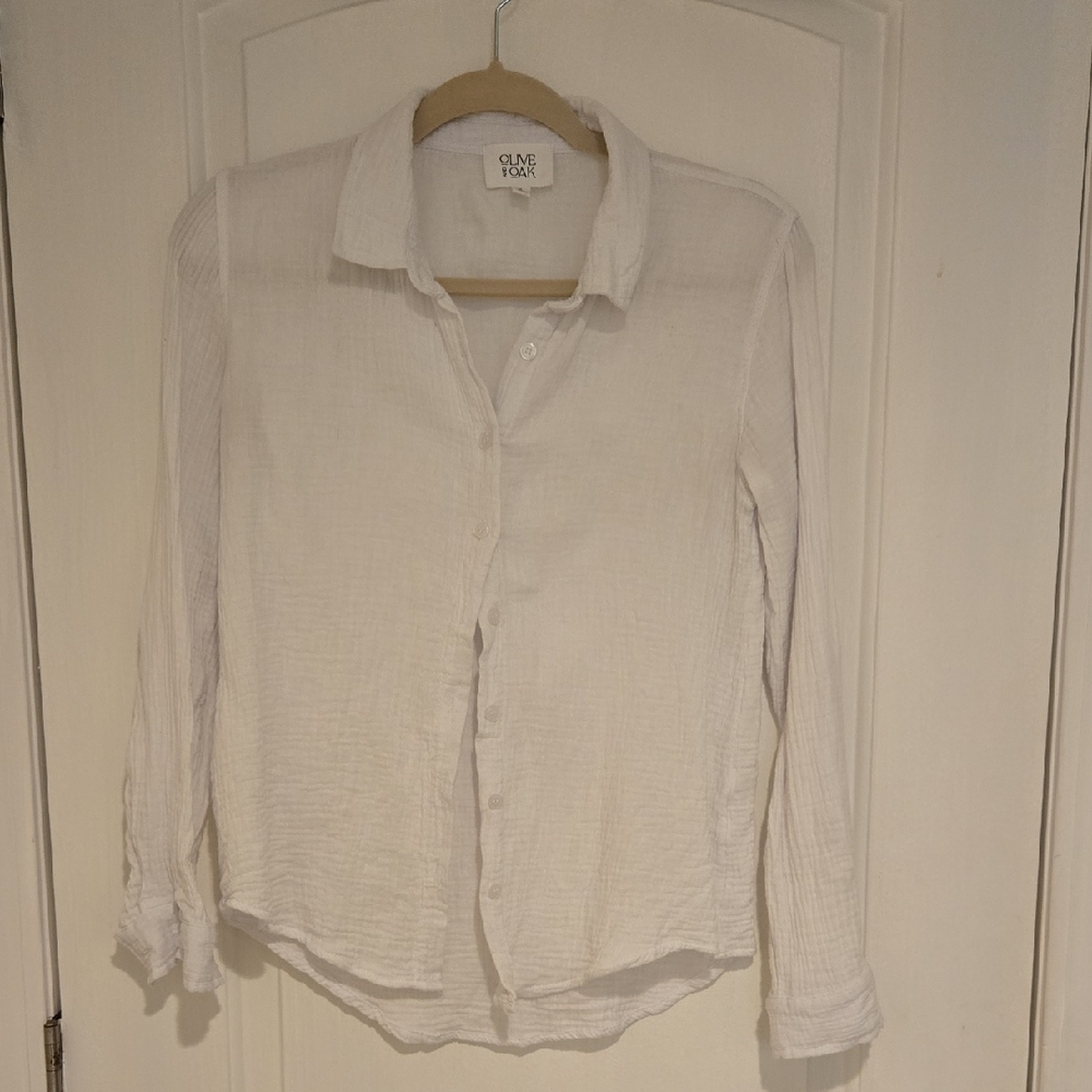 Olive & Oak White Button Down Shirt